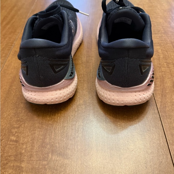 Brooks Glycerin GTS 19 Shoes - Picture 3 of 5